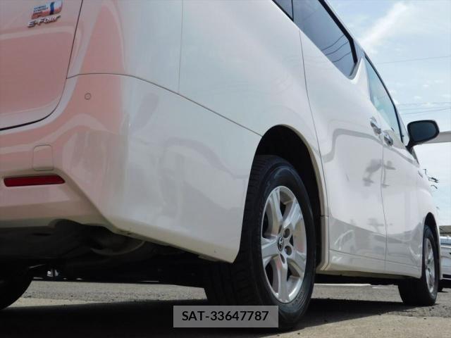 Toyota VELLFIRE 2019-04 6504335-19