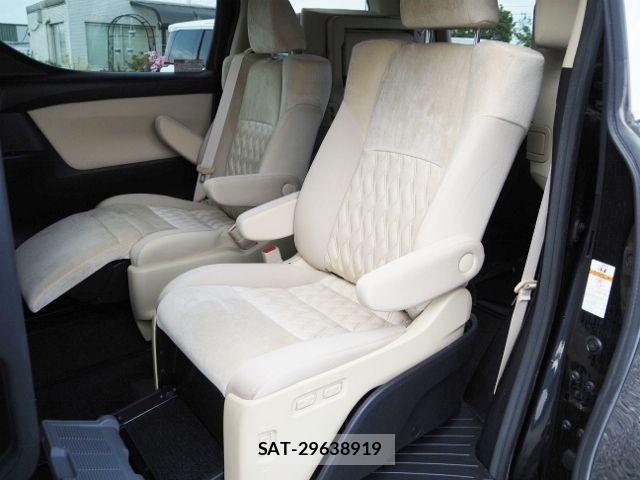 Toyota VELLFIRE 2018-03 6678542-9