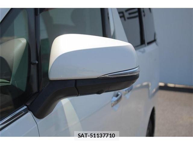 Toyota VELLFIRE 2015-05 6817702-28