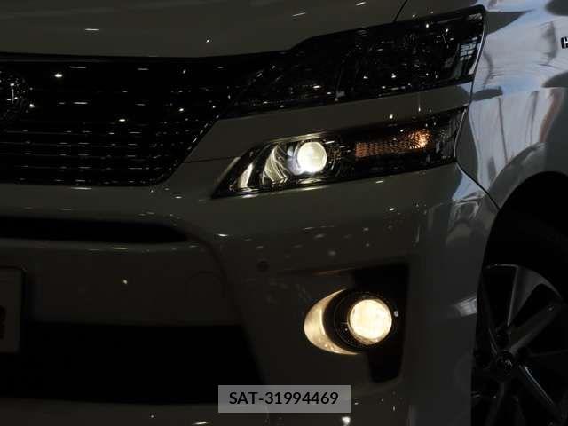 Toyota VELLFIRE 2013-08 6817703-15