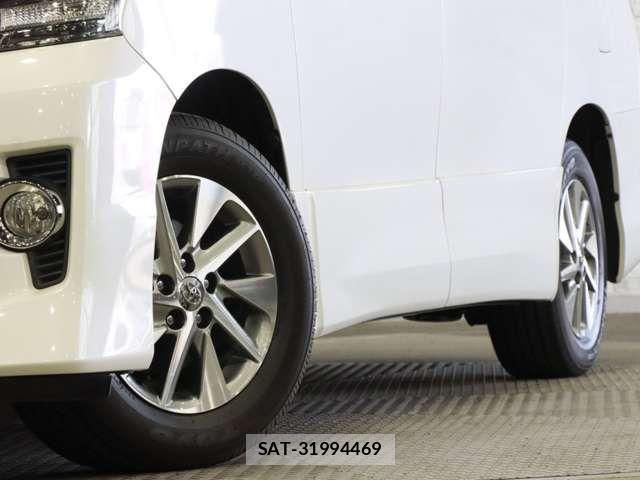 Toyota VELLFIRE 2013-08 6817703-19