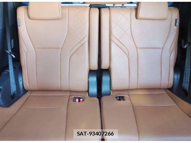 Toyota VELLFIRE 2023-08 6914651-16