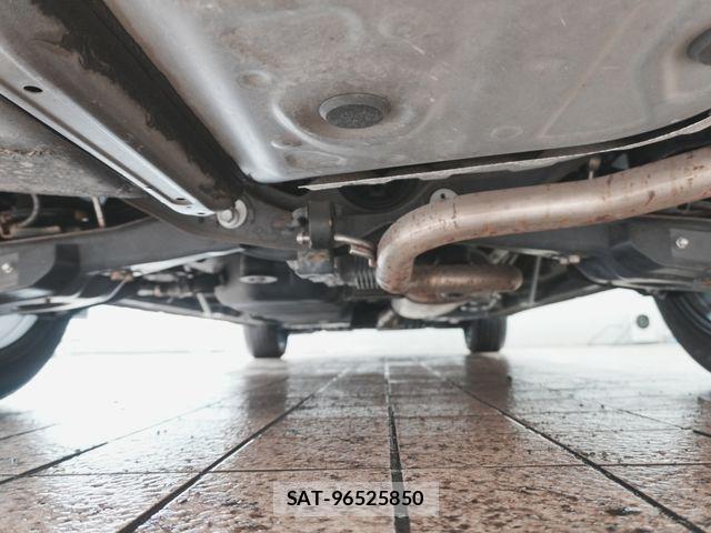 Toyota VELLFIRE 2017-03 7061125-14