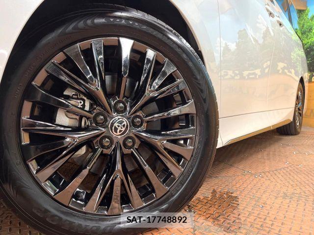 Toyota VELLFIRE 2024-01 7061121-12
