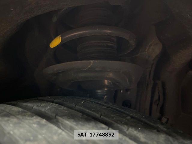 Toyota VELLFIRE 2024-01 7061121-19