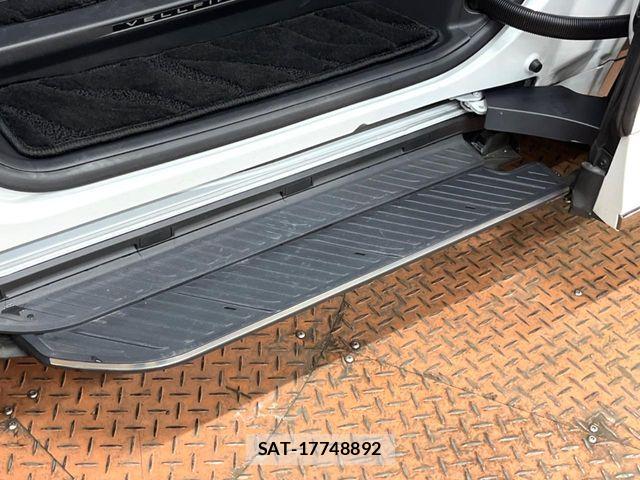Toyota VELLFIRE 2024-01 7061121-4