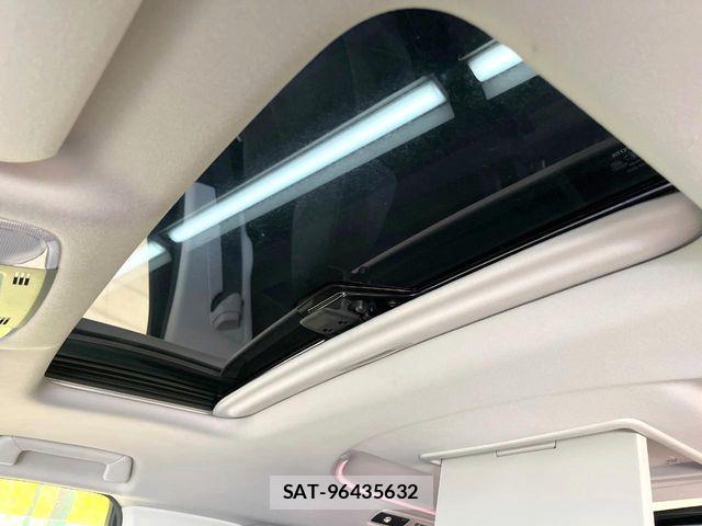 Toyota VELLFIRE 2017-05 7061123-4