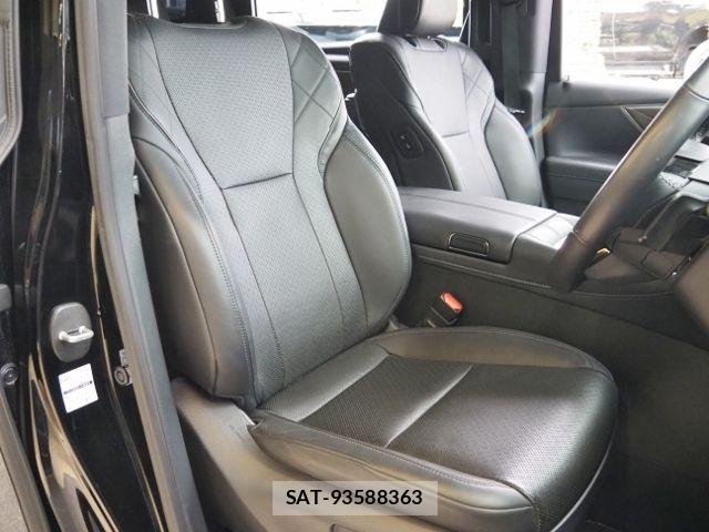 Toyota VELLFIRE 2023-08 7226345-11