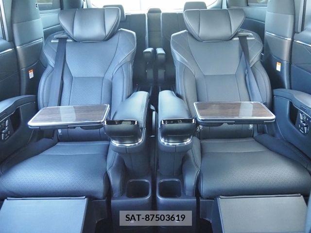 Toyota VELLFIRE 2025-10 7226348-13