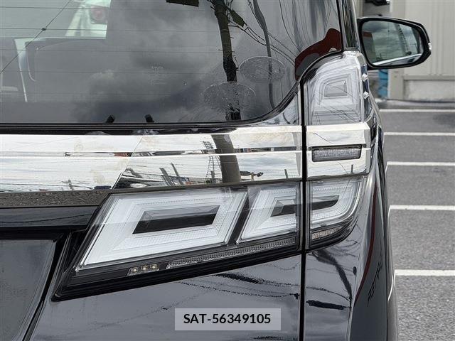 Toyota VELLFIRE 2018-12 7226347-12