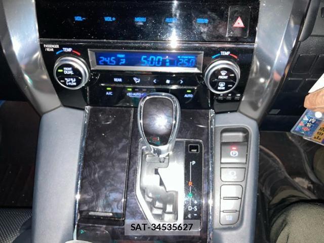 Toyota VELLFIRE 2018-07 7226343-26