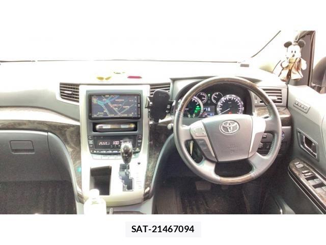 Toyota VELLFIRE 2013-10 7252647-13