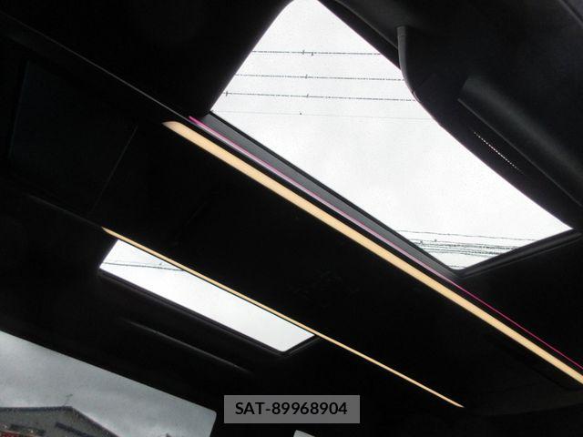 Toyota VELLFIRE 2025-10 7252643-17