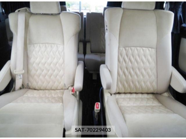 Toyota VELLFIRE 2020-01 7330759-13