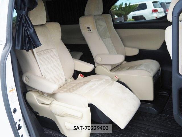 Toyota VELLFIRE 2020-01 7330759-14