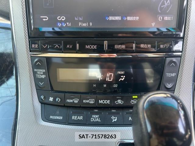 Toyota VELLFIRE 2012-10 7330768-9