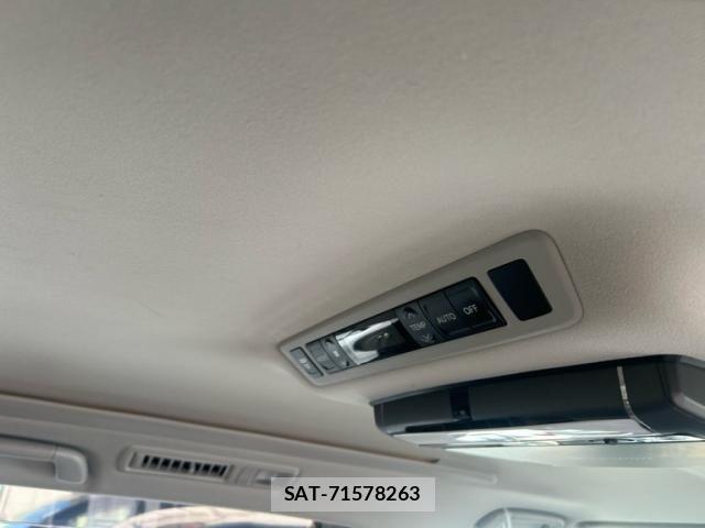 Toyota VELLFIRE 2012-10 7330768-16