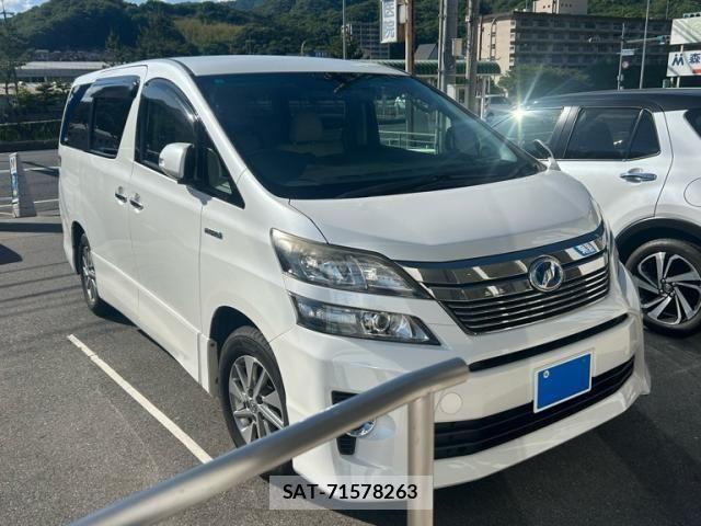 Toyota VELLFIRE 2012-10 7330768-1