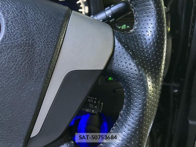 Toyota VELLFIRE 2012-01 7330765-23