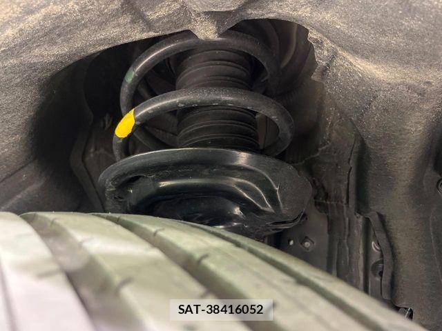 Toyota VELLFIRE 2023-09 7330758-19