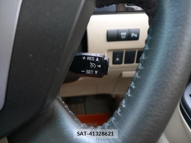 Toyota VELLFIRE 2014-03 7394576-22