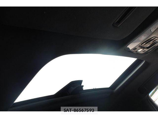 Toyota VELLFIRE 2018-07 7458494-28