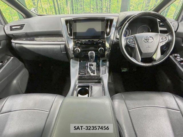 Toyota VELLFIRE 2021-01 7458497-1