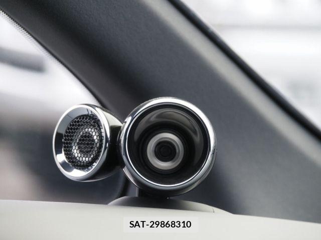 Toyota VELLFIRE 2023-10 7510312-26