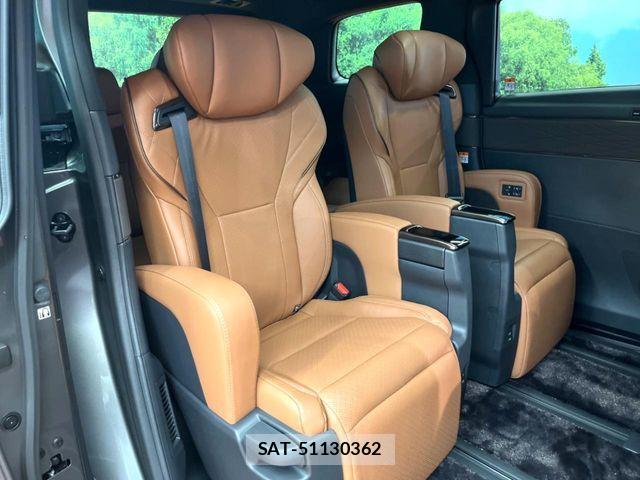 Toyota VELLFIRE 2026-06 7730038-11