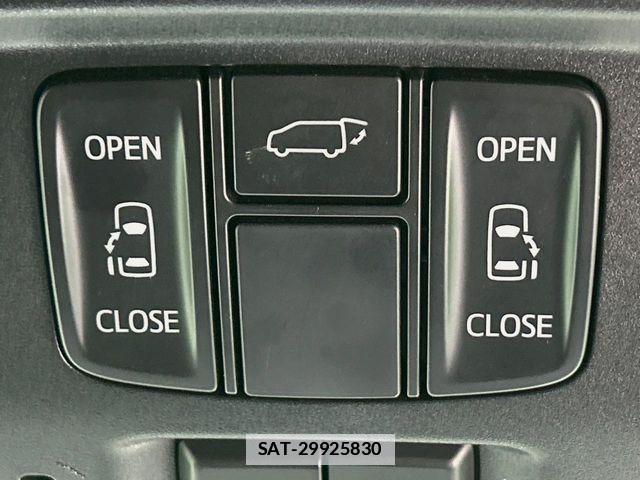 Toyota VELLFIRE 2017-09 7730050-2