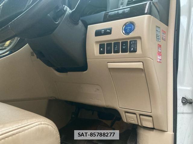 Toyota VELLFIRE 2012-02 7730059-18