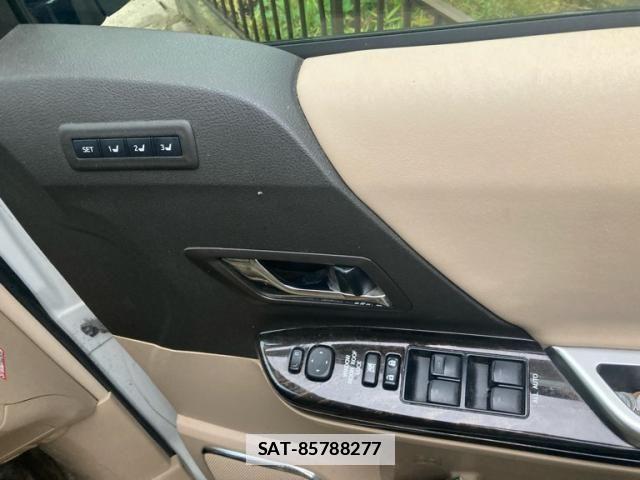 Toyota VELLFIRE 2012-02 7730059-20
