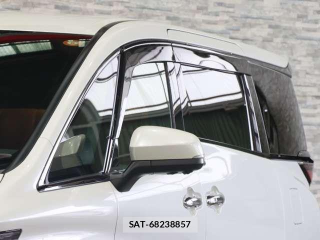 Toyota VELLFIRE 2023-11 7789985-17