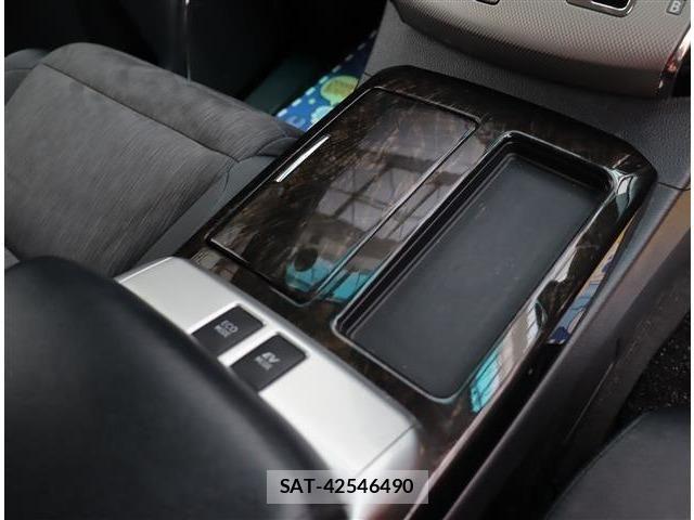 Toyota VELLFIRE 2013-07 7789980-24