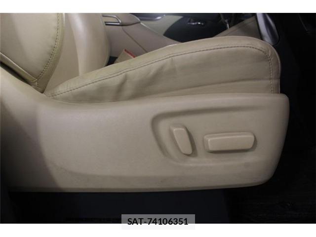 Toyota VELLFIRE 2017-06 7880141-27