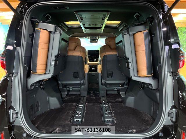 Toyota VELLFIRE 2026-06 7880129-12