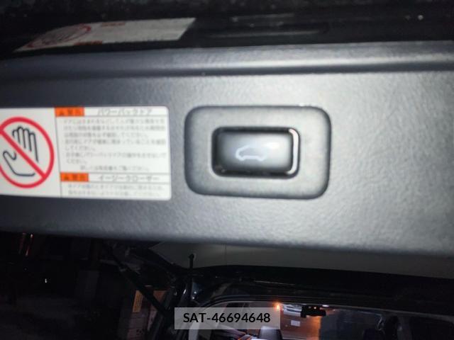 Toyota VELLFIRE 2017-09 7880142-11