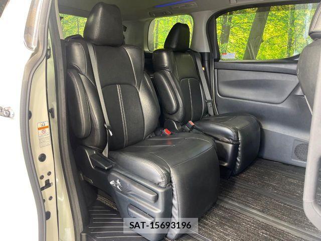 Toyota VELLFIRE 2018-08 7903544-7