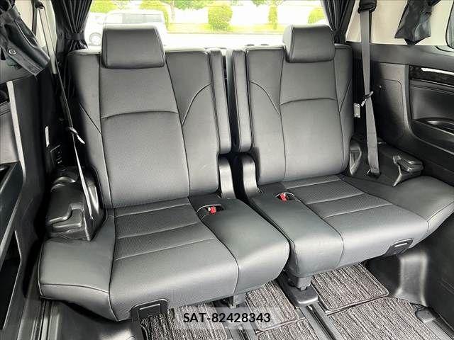 Toyota VELLFIRE 2018-09 7981381-19