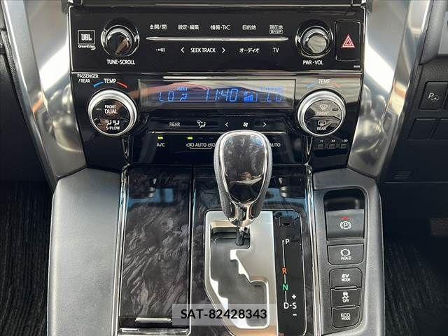Toyota VELLFIRE 2018-09 7981381-23