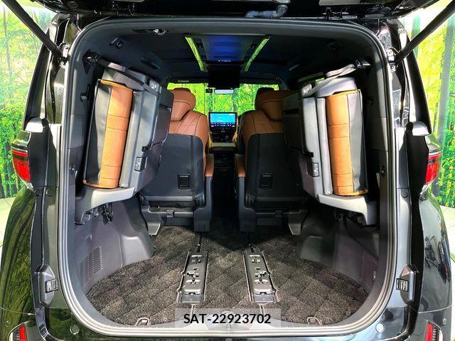 Toyota VELLFIRE 2023-10 7981380-10