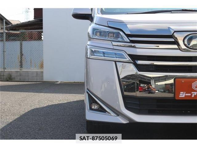 Toyota VELLFIRE 2019-10 7981383-25