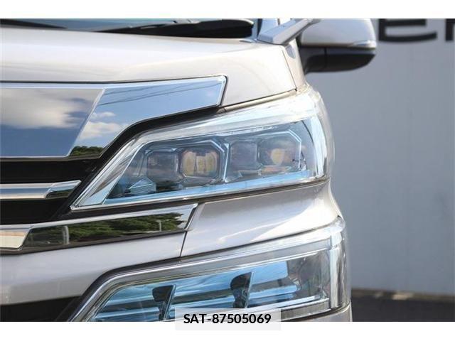 Toyota VELLFIRE 2019-10 7981383-27