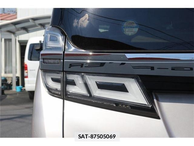 Toyota VELLFIRE 2019-10 7981383-28