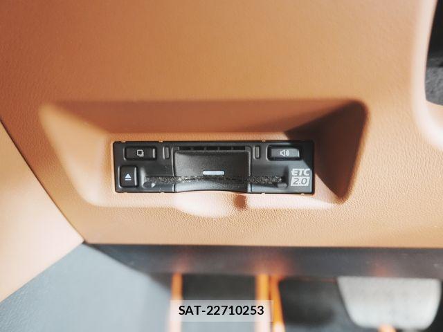 Toyota VELLFIRE 2024-06 7981378-20