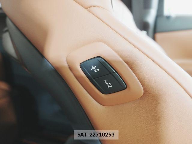 Toyota VELLFIRE 2024-06 7981378-22