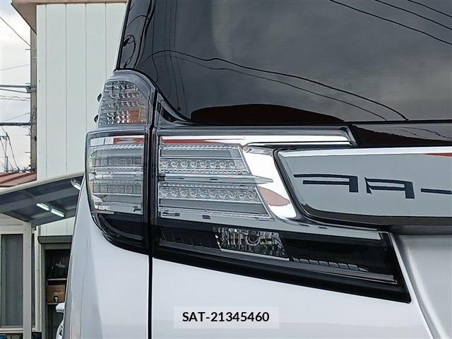 Toyota VELLFIRE 2015-06 8038864-28