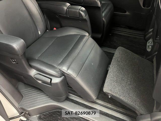 Toyota VELLFIRE 2012-10 8102355-12