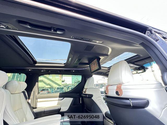 Toyota VELLFIRE 2018-04 8102354-12