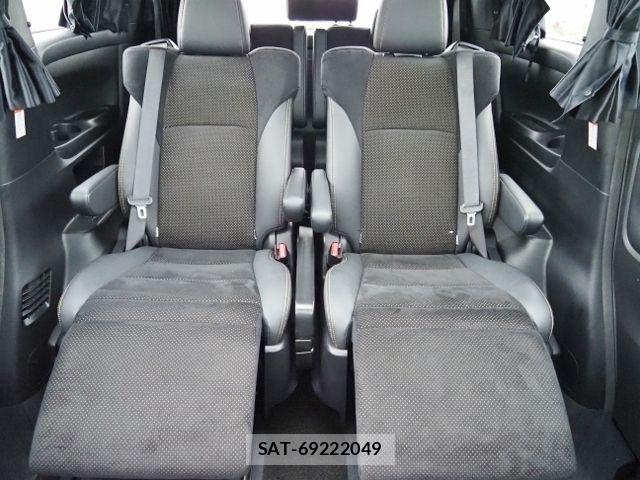 Toyota VELLFIRE 2022-04 8102356-15